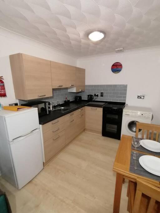 Entire Cosy Bungalow Close To Beach Heacham Exterior photo